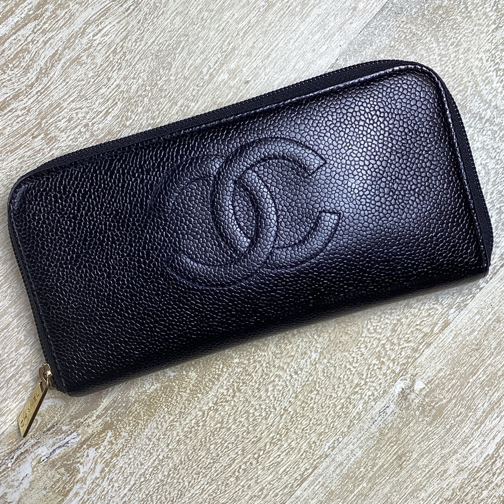 SOLD🖤CHANEL Timeless Black Caviar Leather Zip Around Wallet